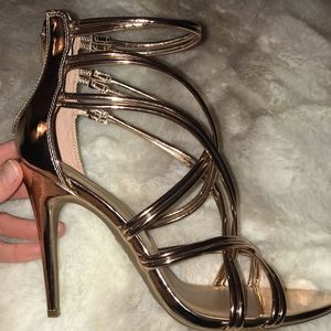 SALE!! Beautiful Rose Gold Heels